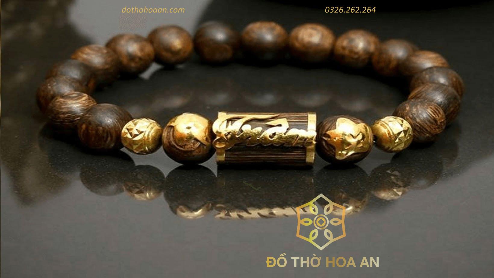 Con giáp hợp đeo vòng Trầm