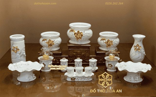 Bộ Đồ Thờ Gia Tiên Liên Hoa Dát Vàng – Cho Ban Thờ Ngang 89 và 107