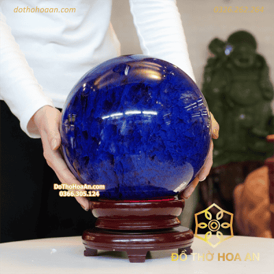 Quả Cầu Màu Xanh Biển Obsidian
