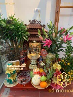 Hướng đặt bàn thờ Thần Tài theo tuổi, theo mệnh