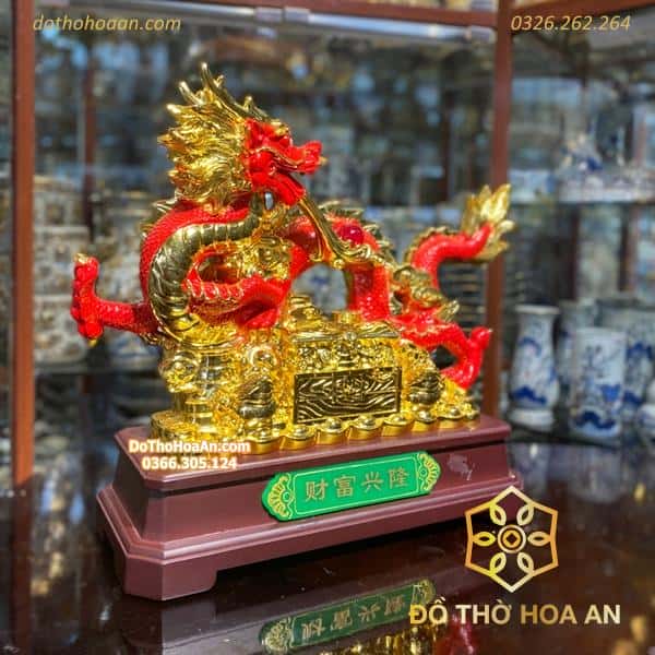 Tượng Rồng Đỏ Cuộn Rương Vàng1