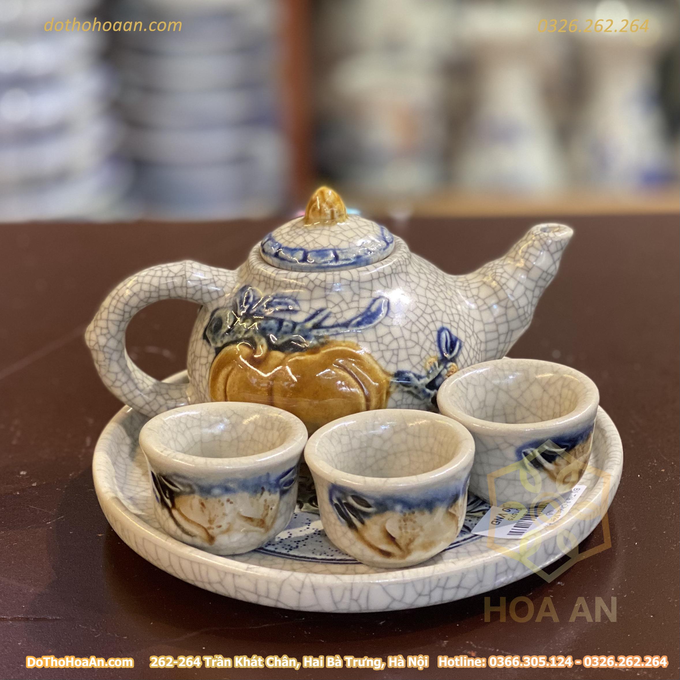 Bộ Ấm Chén Trà Thờ Men Rạn Đắp Nổi