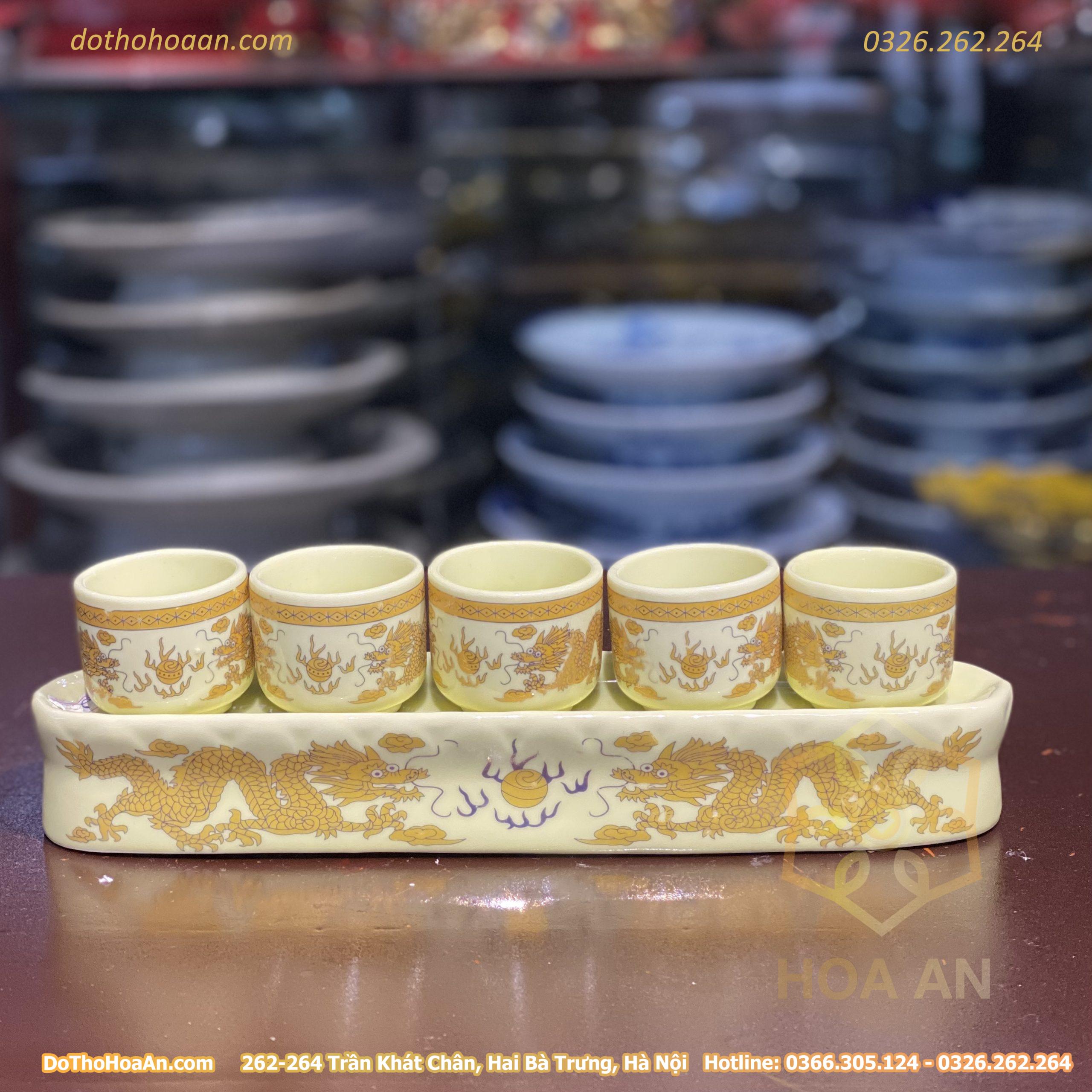 Khay / Kỷ Nước 5 Chén Men Vàng Ngà