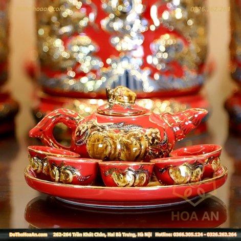 Bộ Ấm Chén Trà Thờ Men Đỏ Vẽ Vàng 24K