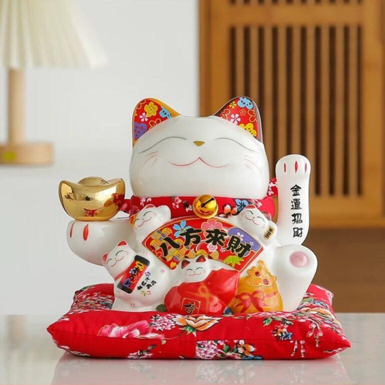 Mèo Thần Tài Bát Phương Chiêu Tài