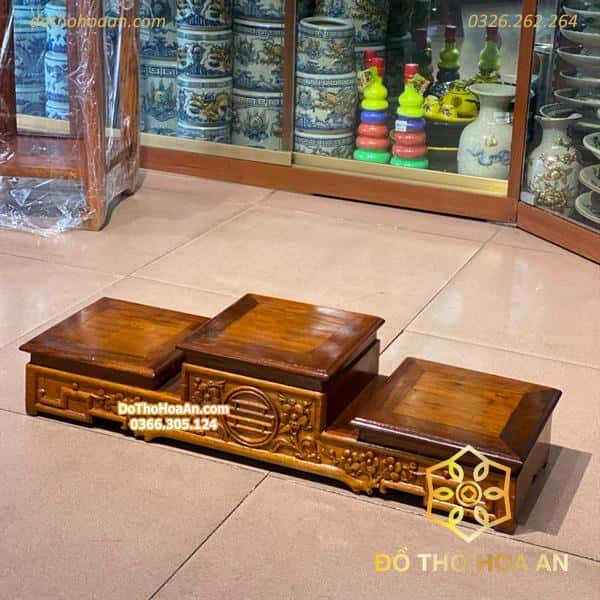 Tam Sơn/Tam Cấp/ Đế Kê 3 Bát Hương Gỗ Hương-mat-14cm-x-dai-45cm(variation)