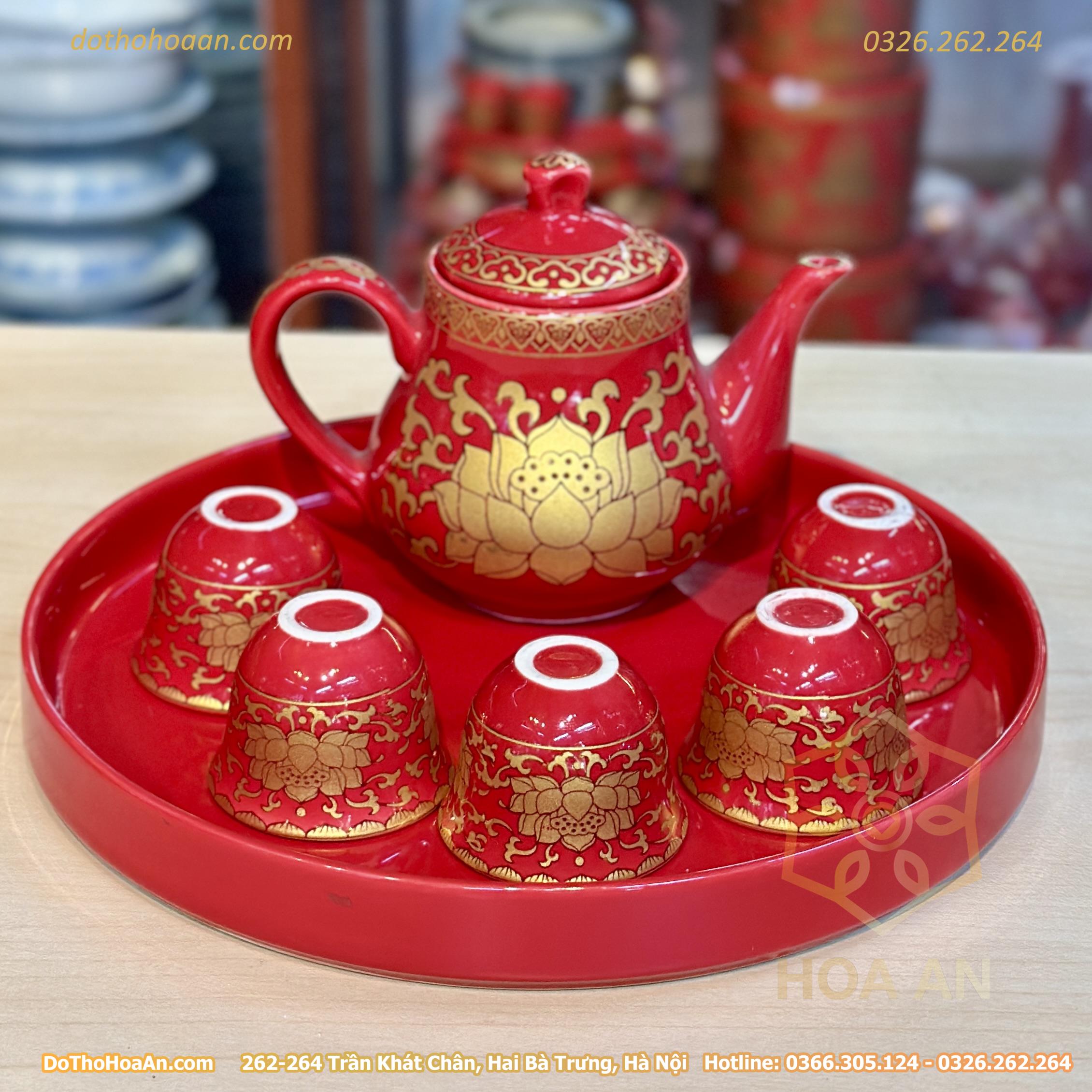 Bộ Ấm Chén Trà Thờ Sứ Gấm Đỏ