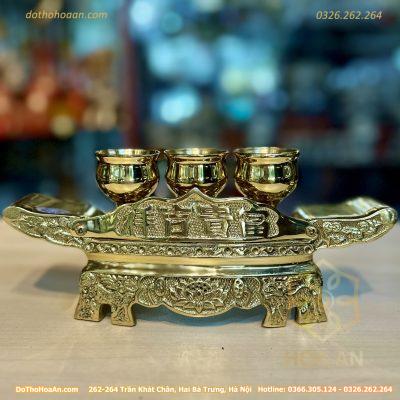 Kỷ Ngai Thờ 3 Chén Đồng Vàng