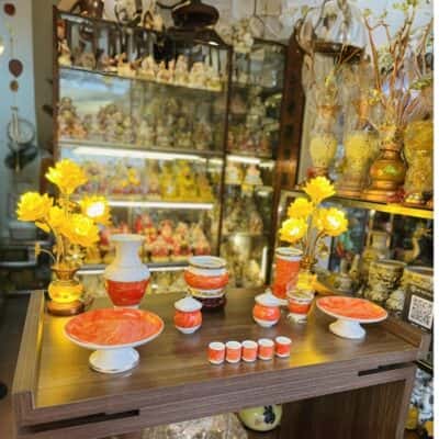 Bộ Đồ Thờ Thần Linh Sứ Vân Đá Đỏ1