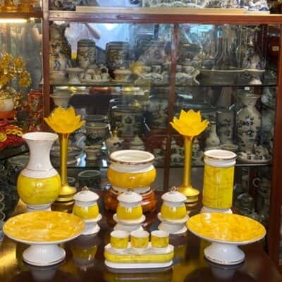Bộ Đồ Thờ Thần Linh Sứ Vân Đá Vàng3