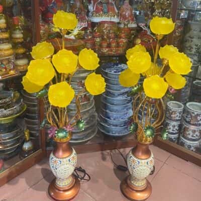 Đèn Thờ Hoa Sen 9 Bông Lưu Ly Thân Sứ1