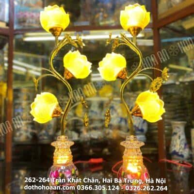 Đèn Thờ Hoa Sen 3 Bông Lưu Ly Thân Cong Pha Lê