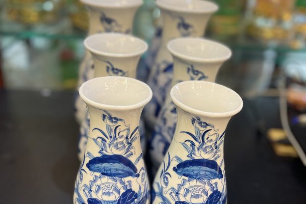 Lọ Hoa Dáng Huệ Hoa Sen Men Trắng