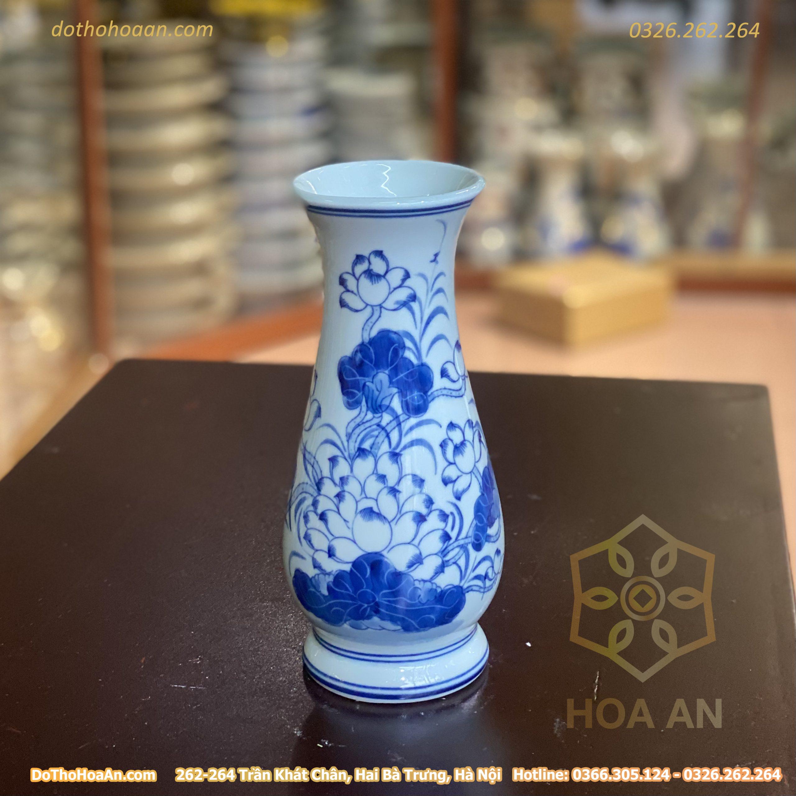 Lọ Hoa Dáng Huệ Vẽ Sen Men Ngọc (3)
