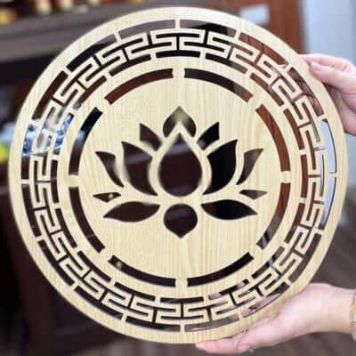 Trang trí bàn thờ đẹp cần những yếu tố nào? Top 3 vật phẩm giúp bàn thờ đẹp trang trọng
