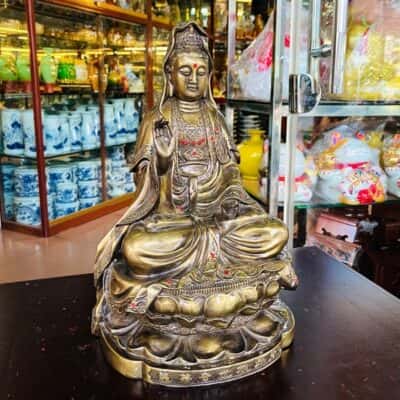 Tượng Phật Bà Quan Âm Tọa Sen Đồng Hun1