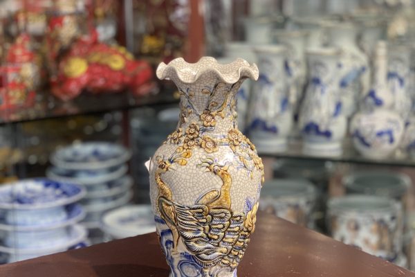Lọ Lượn Men Rạn Đắp Nổi Công Đào