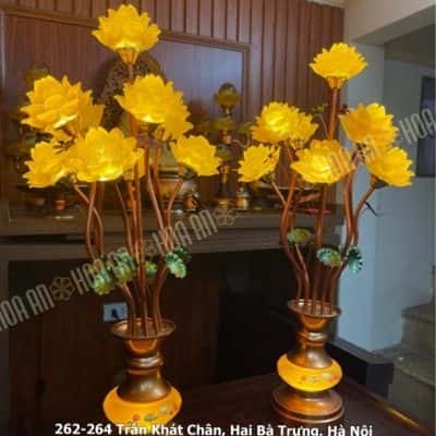 Đèn Thờ Hoa Sen 9 Bông Lưu Ly Thân Ngọc1