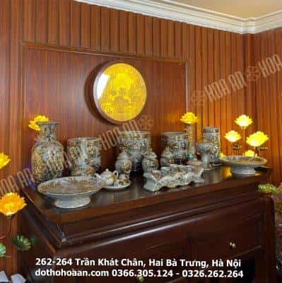 Bộ Đồ Thờ Gia Tiên Men Rạn Vẽ Vàng- 24K bộ cơ bản bàn thờ ngang 127 -155 cm1