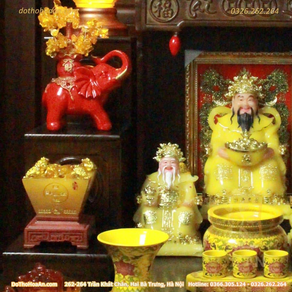 Ban Thờ Thần Tài Đương Đại Gỗ Xoan Màu Óc Chó Sứ Gấm Vàng (5)