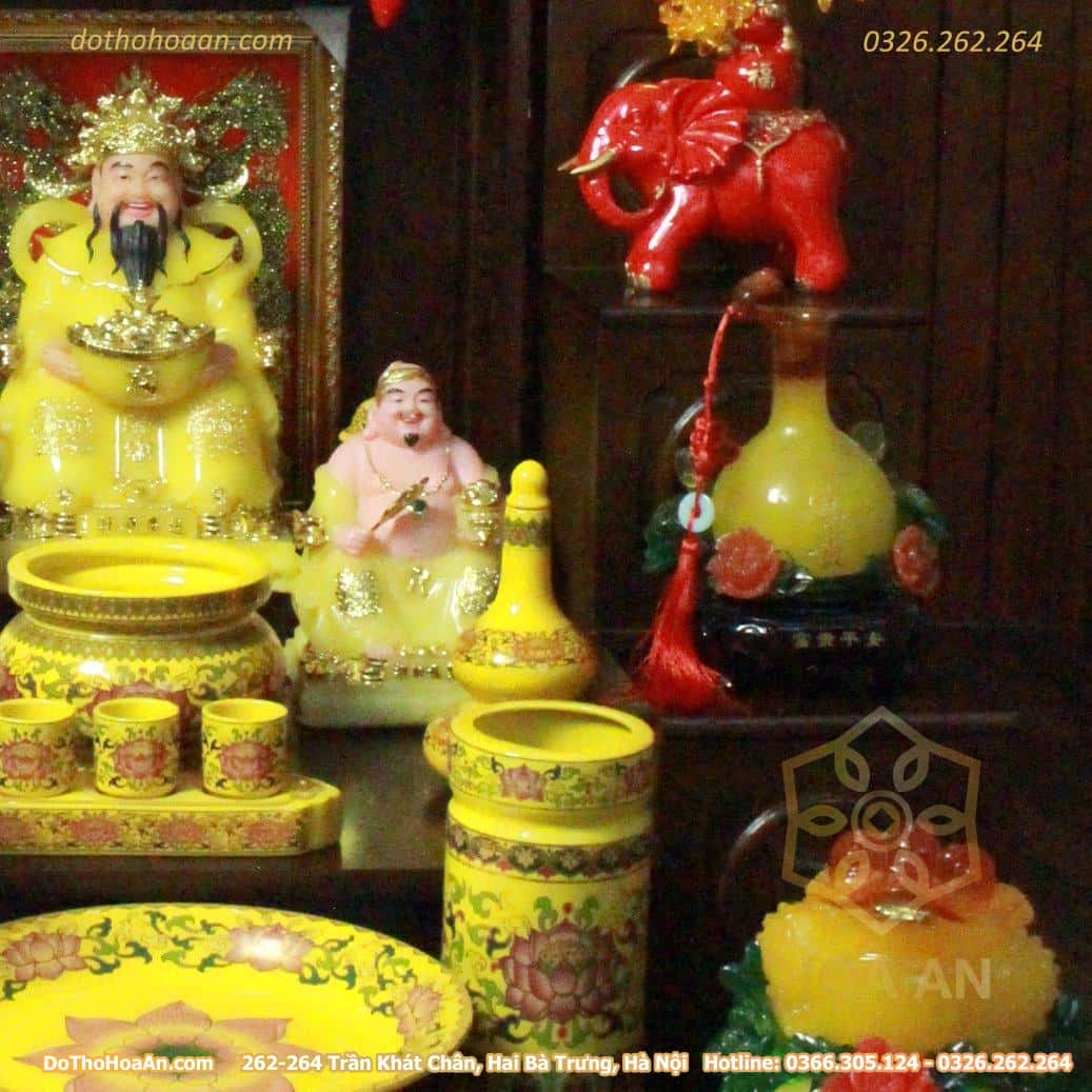 Ban Thờ Thần Tài Đương Đại Gỗ Xoan Màu Óc Chó Sứ Gấm Vàng (6)