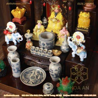 Bộ Ban Thờ Thần Tài Gỗ Gụ Một Mái Chùa Kết Hợp Sứ Men Rạn Vẽ