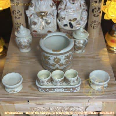 Bộ Ban Thờ Thần Tài Gỗ Xoan Chân Quỳ Mái Bằng Màu Vàng Sứ Vàng Ngà