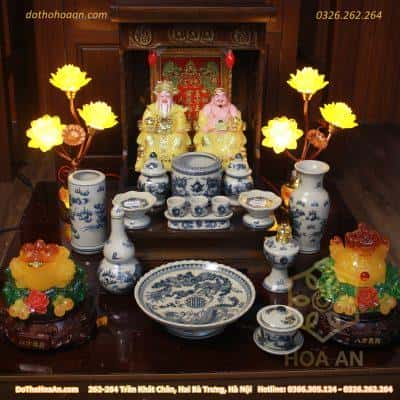 Bộ Ban Thờ Thần Tài Thổ Địa Đương Đại Gỗ Xoan Màu Óc Chó Sứ Rạn Vẽ