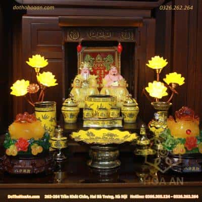Bộ Ban Thờ Thần Tài Đương Đại Gỗ Xoan Màu Óc Chó Sứ Kim Sa