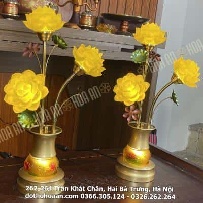 Đèn Thờ 3 Bông Hoa Sen Lưu Ly Bình Ngọc