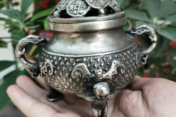 Đốt Trầm Đồng Thỏi Tiền Vàng