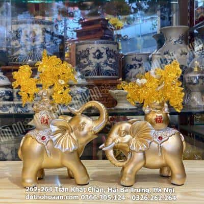 Tượng Voi Phong Thủy Màu Vàng Kim Tiền