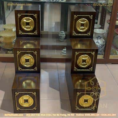 Bục Tam Cấp Bàn Thờ Thần Tài Xoan Vân Đục Tiền Dát Vàng