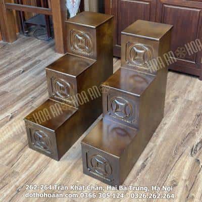 Bục Tam Cấp Kê Bàn Thờ Thần Tài Gỗ Thông Màu Óc Chó Đục Tiền3