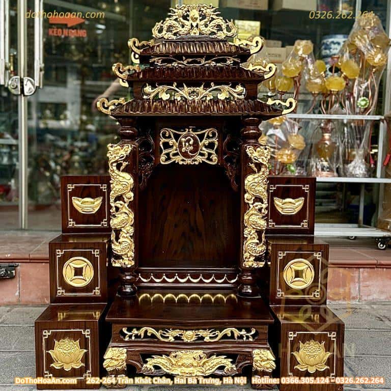 Combo Ban Thờ Thần Tài 3 Mái Gỗ Xoan Cột Rồng Dát Vàng Màu Óc Chó Và Bục Tam Cấp Bàn Thờ Thần Tài Xoan Vân Đục Dát Vàng