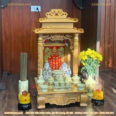 Bộ Bàn Thờ Thần Tài Gỗ Xoan 2 Mái Chùa Màu Vàng Sứ Vàng Ngà