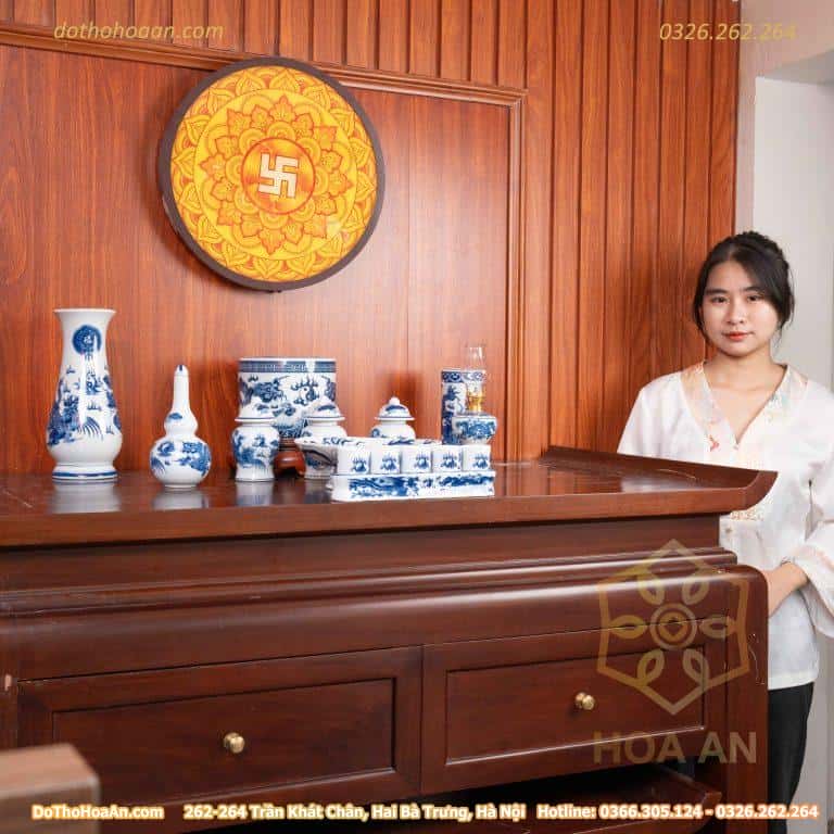 Bộ Đồ Thờ Thần Linh Sứ Men Lam