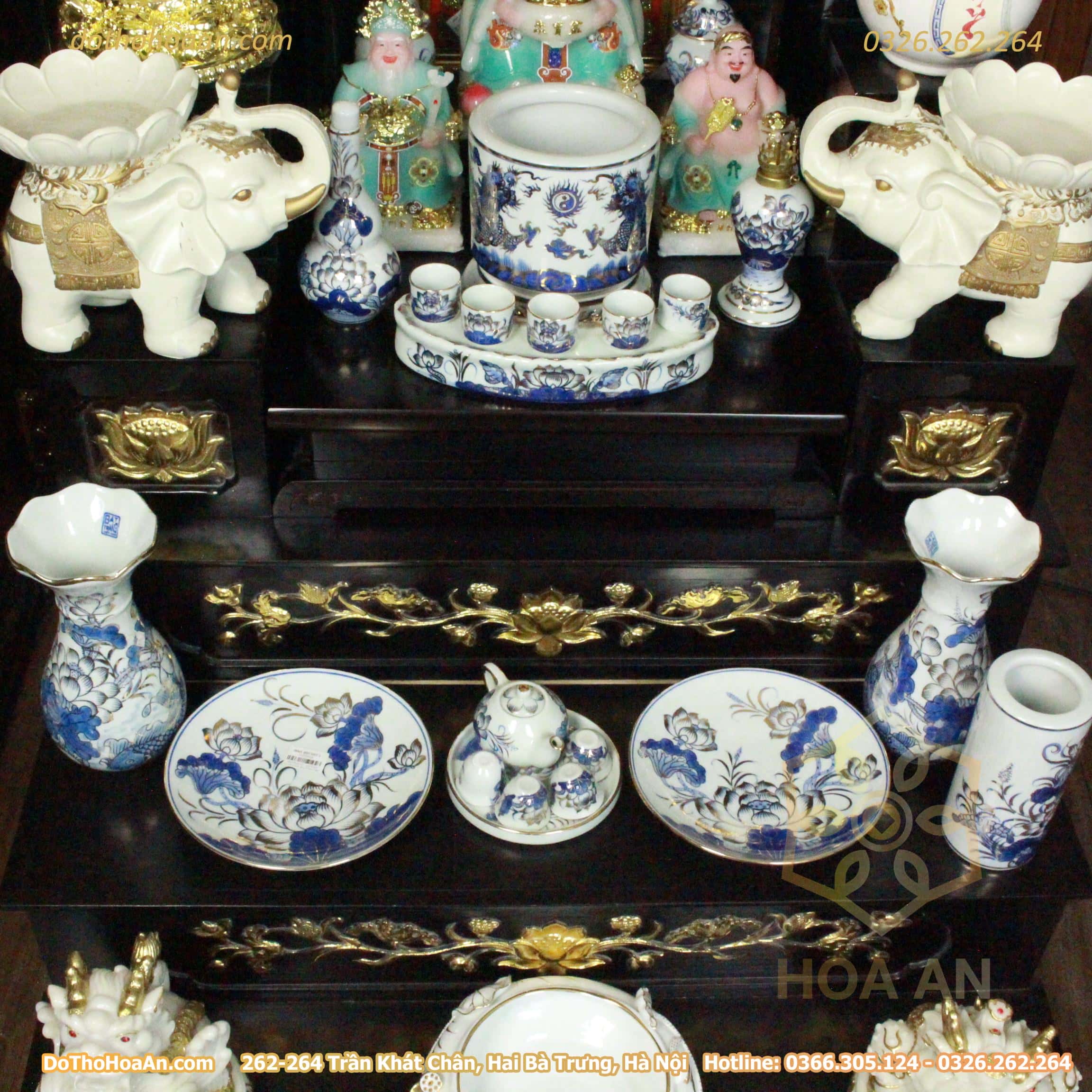 Bộ Bàn Thờ Thần Tài Hiện Đại Gỗ Sồi Triện Sen Dát Vàng Màu Nâu Sứ Men Lam Vẽ Vàng 9 Bộ Bàn Thờ Thần Tài Hiện Đại Gỗ Sồi Triện Sen Dát Vàng Màu Nâu Sứ Men Lam Vẽ Vàng
