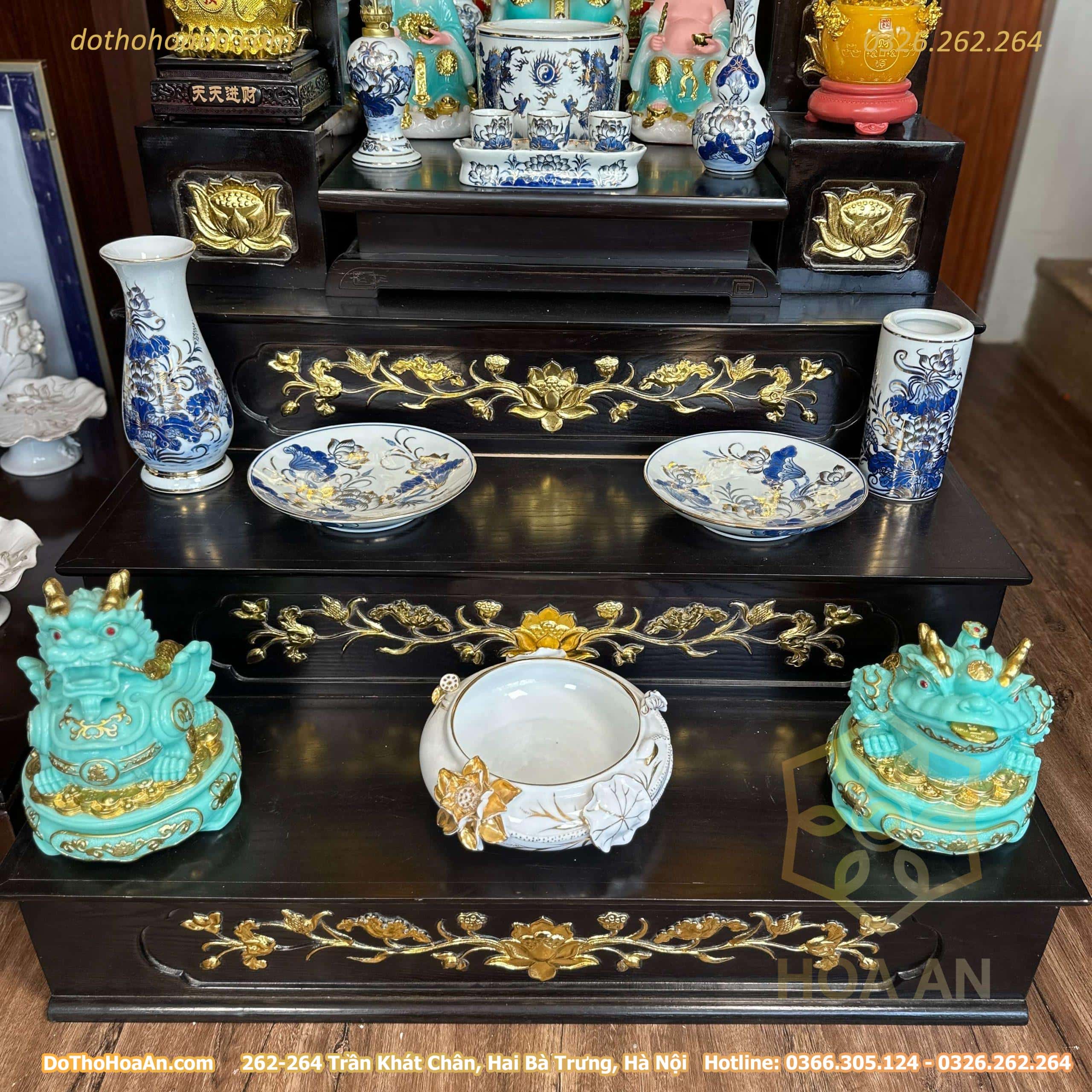 Bộ Ban Thờ Thần Tài Hiện Đại Kết Hợp Kệ 3 Tầng Sứ Men Lam Vẽ Vàng 24K (5) Bộ Ban Thờ Thần Tài Hiện Đại Kết Hợp Kệ 3 Tầng Sứ Men Lam Vẽ Vàng 24K