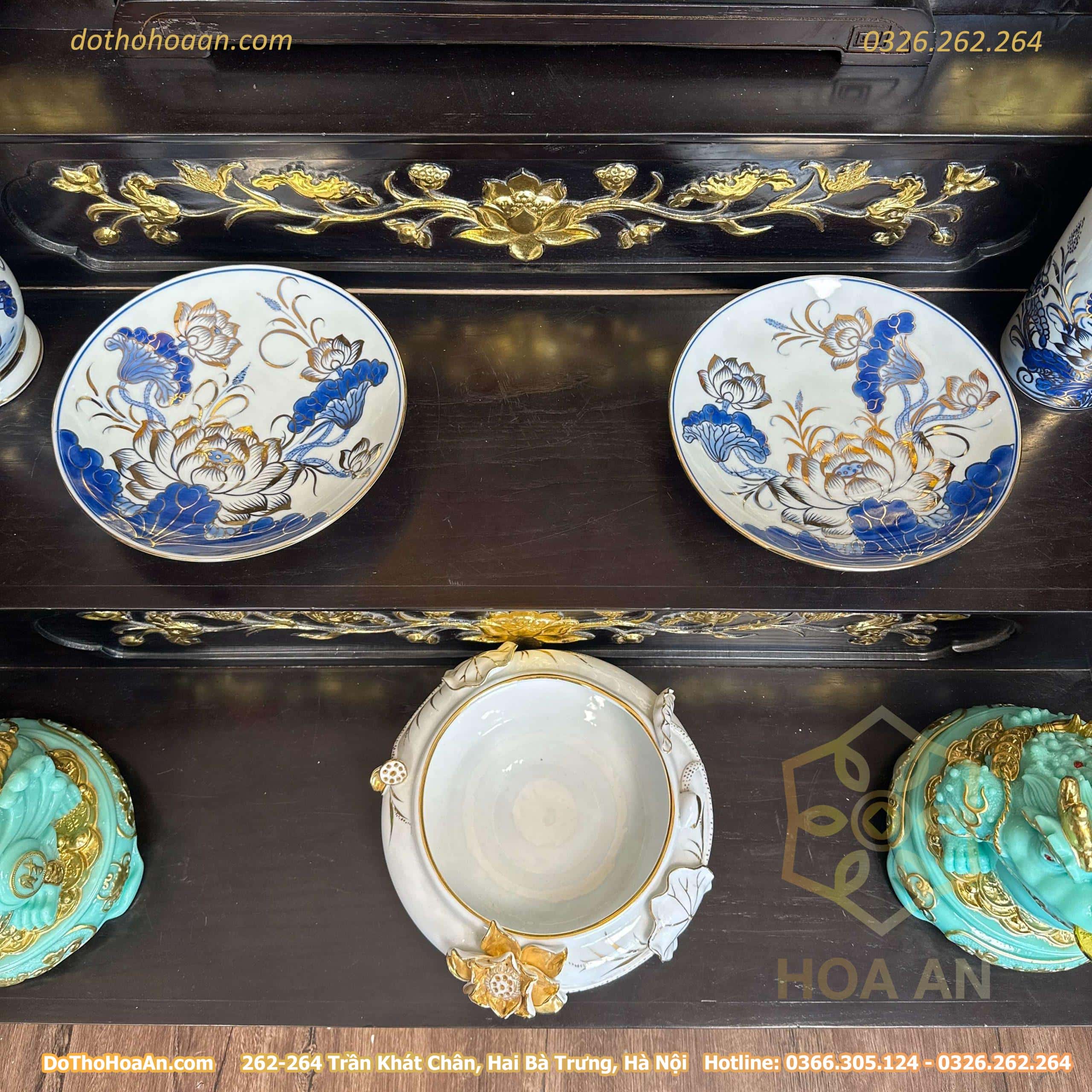 Bộ Ban Thờ Thần Tài Hiện Đại Kết Hợp Kệ 3 Tầng Sứ Men Lam Vẽ Vàng 24K (6) Bộ Ban Thờ Thần Tài Hiện Đại Kết Hợp Kệ 3 Tầng Sứ Men Lam Vẽ Vàng 24K
