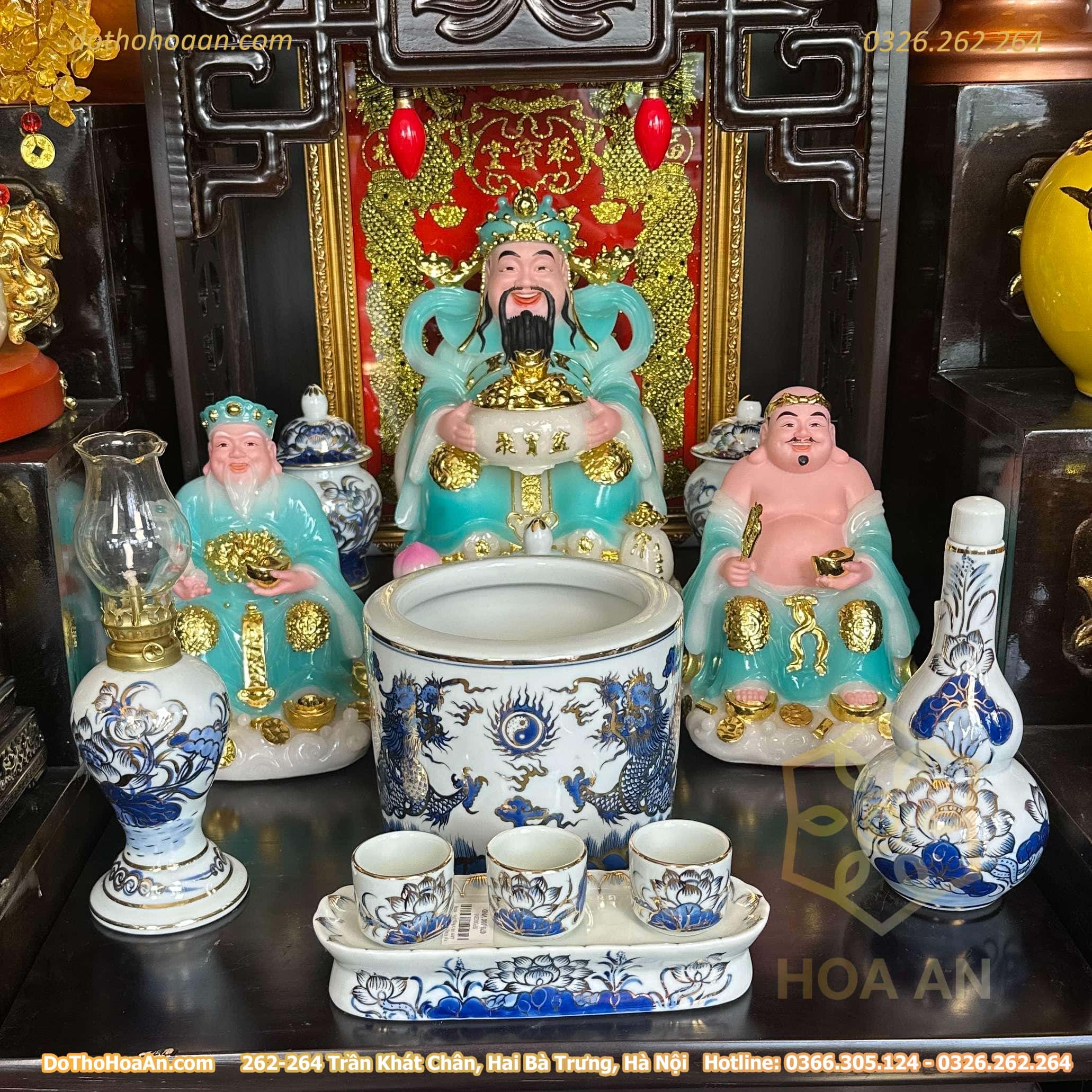 Bộ Ban Thờ Thần Tài Hiện Đại Kết Hợp Kệ 3 Tầng Sứ Men Lam Vẽ Vàng 24K (9) Bộ Ban Thờ Thần Tài Hiện Đại Kết Hợp Kệ 3 Tầng Sứ Men Lam Vẽ Vàng 24K