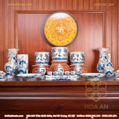 Bộ Đồ Thờ Gia Tiên Men Lam Vẽ Vàng 24K 1 BTGTLVV1