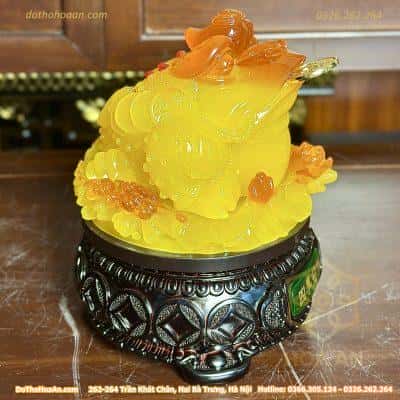 Cóc Thiềm Thừ Tọa Hoa Phong Thuỷ Xoay Đế Gỗ Vàng Mật Ong