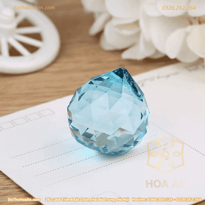 Cầu Treo Phong Thủy Pha Lê Xanh Dương Nhạt