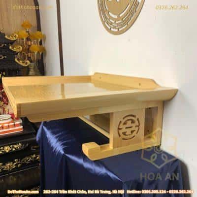 Ban Thờ Treo Tường Chung Cư Hiện Đại Màu Vàng2