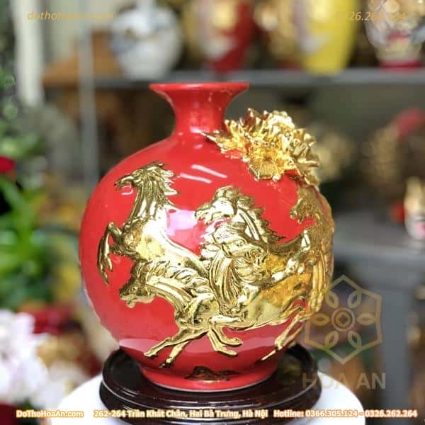 binh-hut-loc-ma-dao-thanh-cong-men-mau-dat-vang-mau-do(variation) Bình Hút Lộc Mã Đáo Thành Công Men Màu Dát Vàng