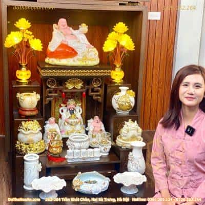 Bộ Ban Thờ Thần Tài Thổ Địa Gỗ Sồi Mái Bằng Dát Vàng Sứ Liên Hoa Trắng