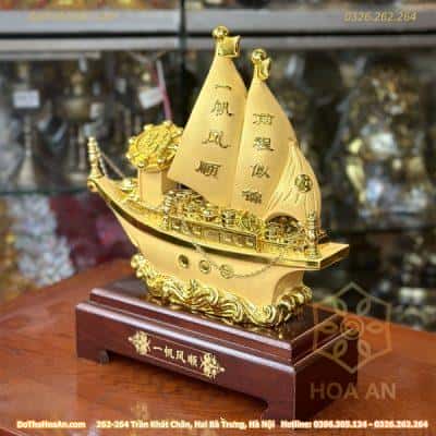 Thuyền buồm chiêu Tài vàng kim1