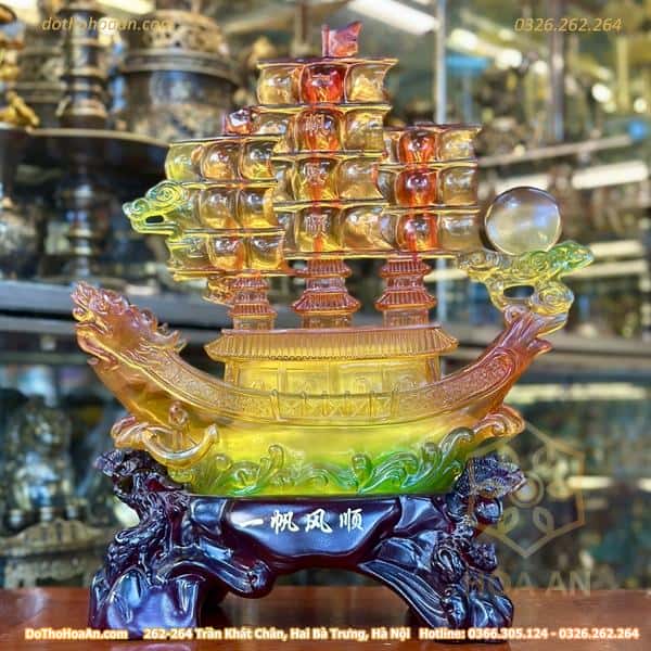Thuyền Buồm Mã Não