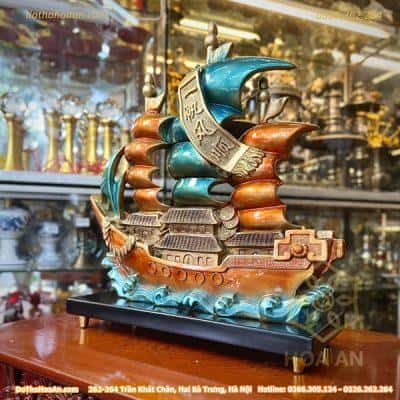 Thuyền Buồm Ngũ Sắc lớn1